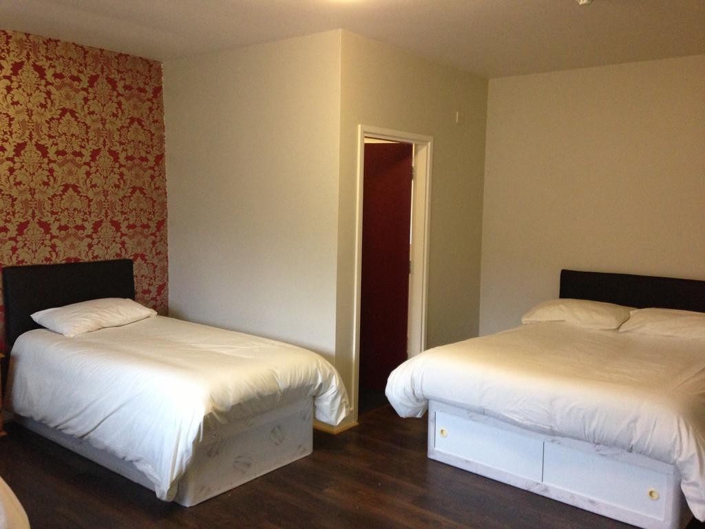 The Norfolk Arms, Chapeltown Hotel Sheffield Szoba fotó